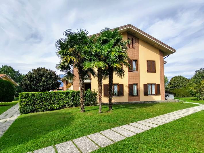 Ferienwohnung für 4 Personen, mit Terrasse und Garten, mit Haustier in Porto Valtravaglia - 2