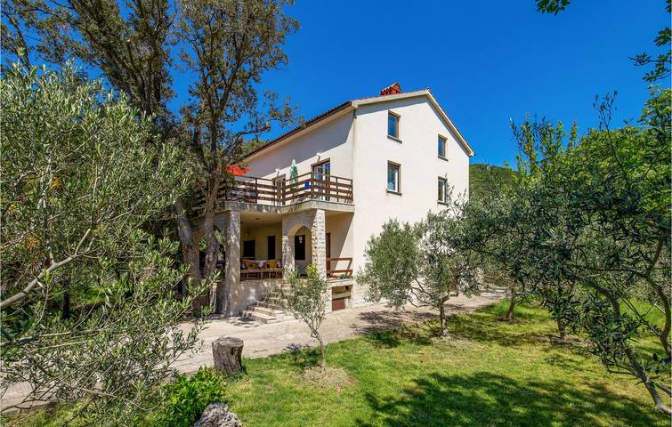 Ferienwohnung für 8 Personen, mit Terrasse und Garten auf Cres - 2
