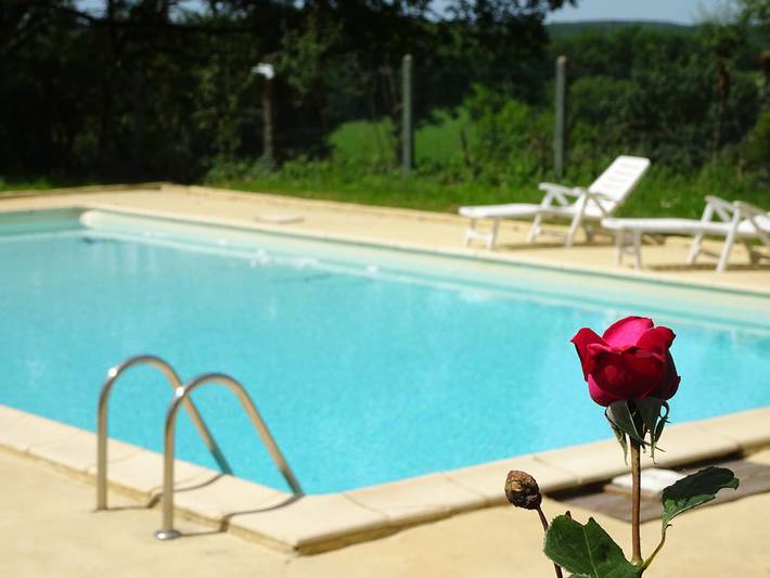 Gîte pour 6 personnes, avec jardin ainsi que terrasse et piscine, animaux acceptés