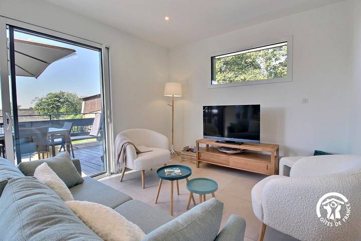 Gîte pour 6 personnes, avec terrasse et jacuzzi à Inzinzac-Lochrist - 4