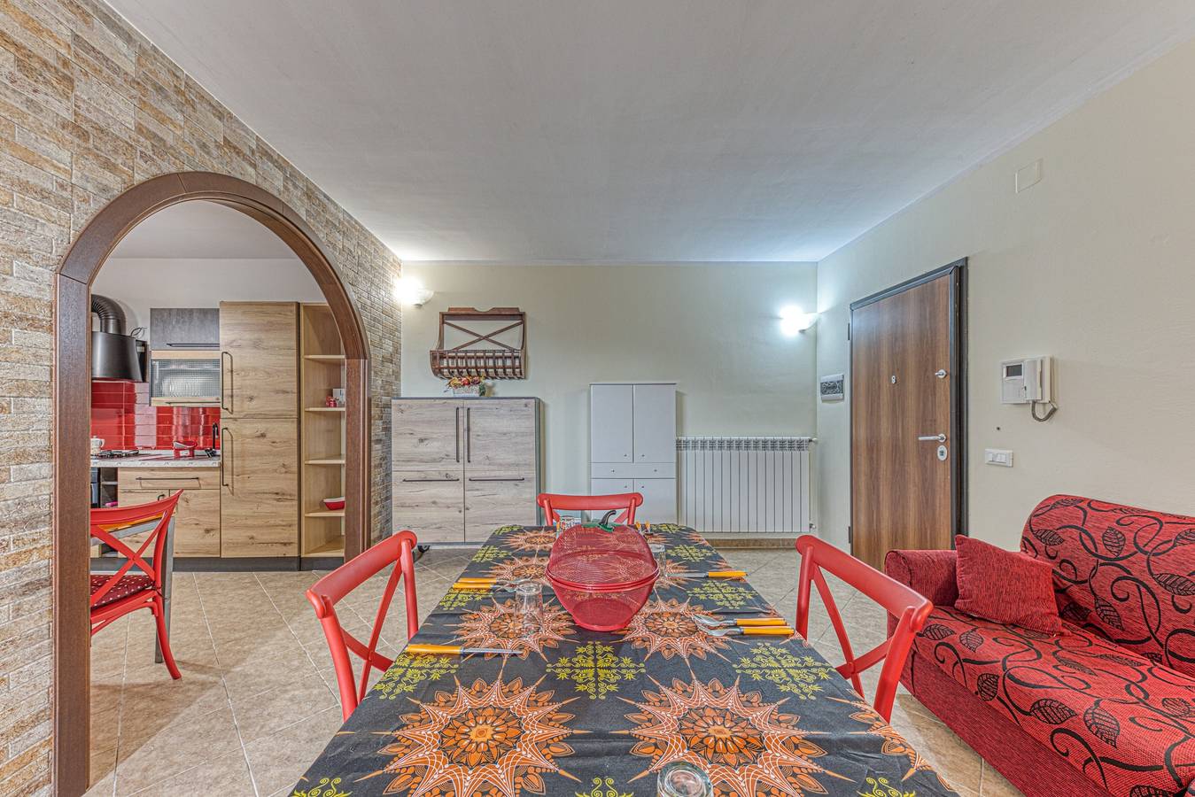 Casa vacanze "Vista Grotta" con terrazza, Wi-Fi e aria condizionata in Castro (Lecce), Provincia di Lecce