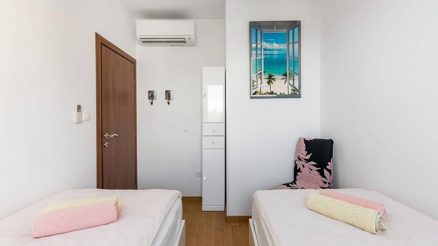 Ferienwohnung für 4 Personen, mit Whirlpool und Terrasse in Split - 4