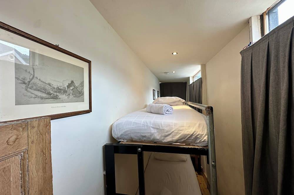 Accommodation only 140cm wide in the Spa in SPA, Liegi e dintorni