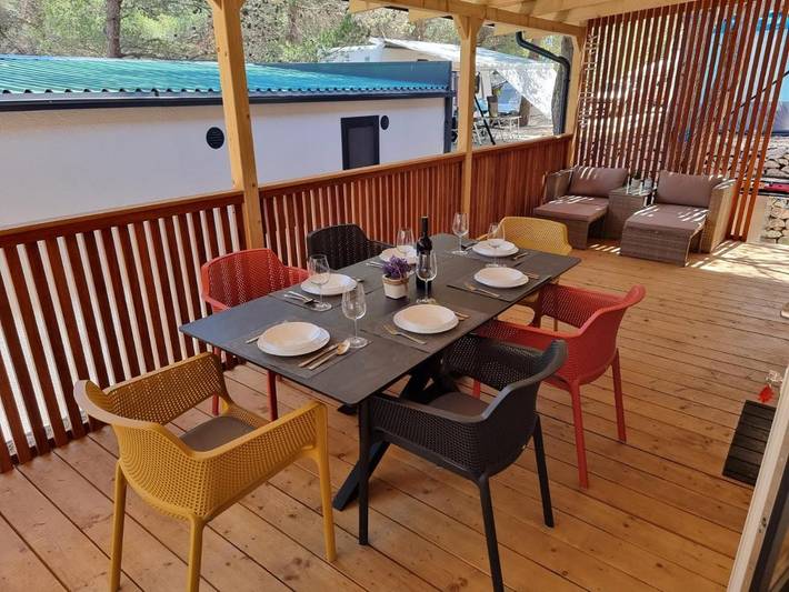 Camping für 6 Personen, mit Terrasse und Pool in Drage (Pakoštane) - 2