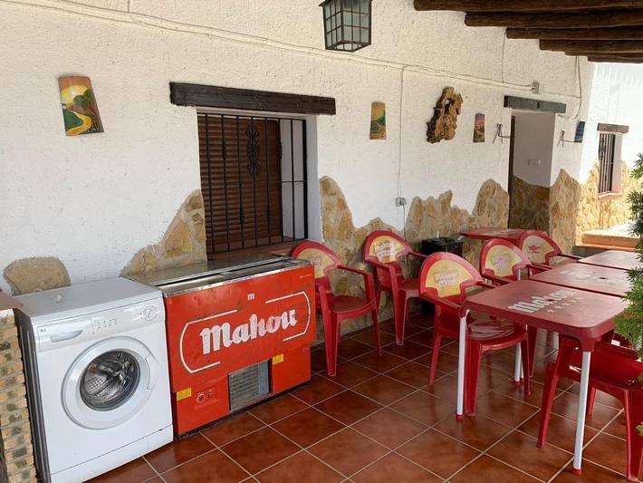 Casa rural para 17 personas, con Terraza además de Jardín y Piscina en Pozo Alcón - 4