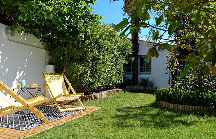 Gîte pour 2 personnes, avec Terrasse et Jardin