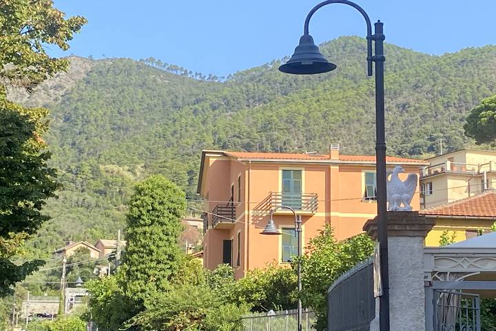 Appartamento per 5 persone, con Balcone e Panorama alle Cinque Terre