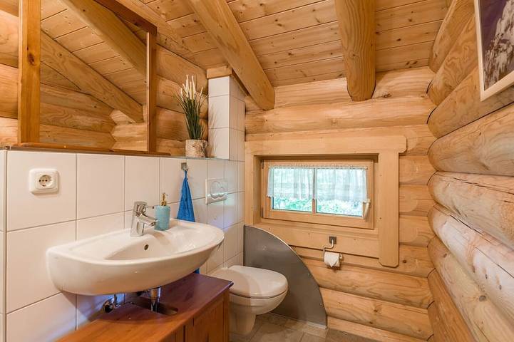 Audorfer Blockhaus 125qm, zwei Terrassen, Balkon, Sauna in Oberaudorf, Bayerische Alpen