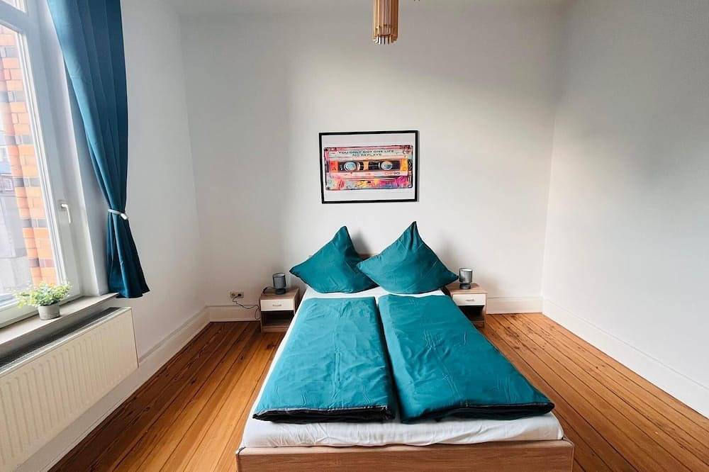 Ganze Wohnung, 4 Zimmer Wohnung Reeperbahn Ecke Gr. Freiheit in Reeperbahn, Hamburg