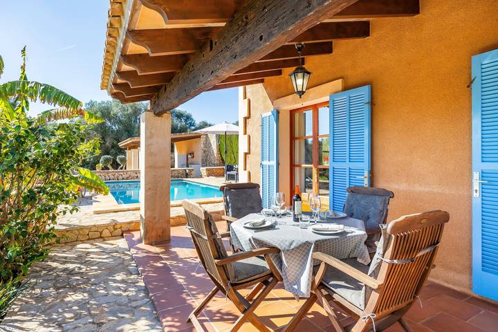 Maison de campagne "Can Pascual" avec vue sur les montagnes, piscine privée et Wi-Fi in Manacor, Majorque de l'Est