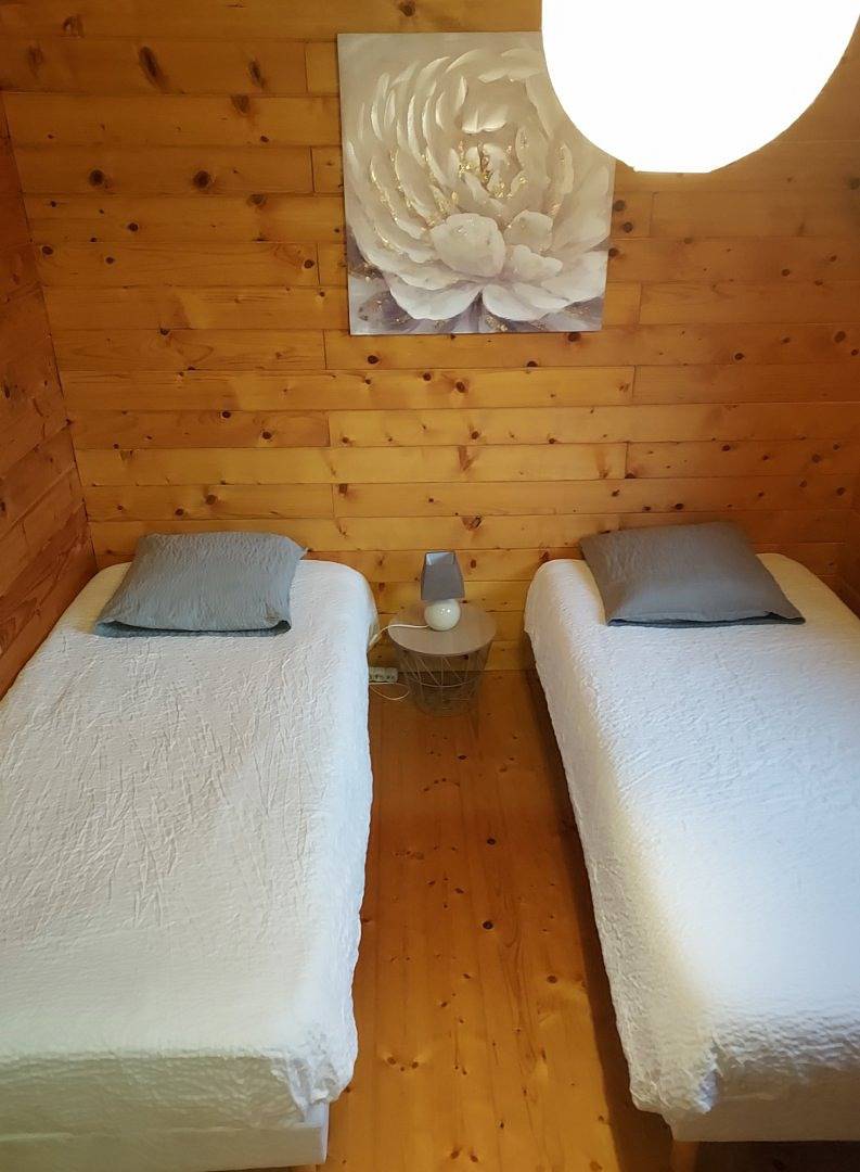 Chalet individuel Le Jovinien in Crain, Région d'Auxerre