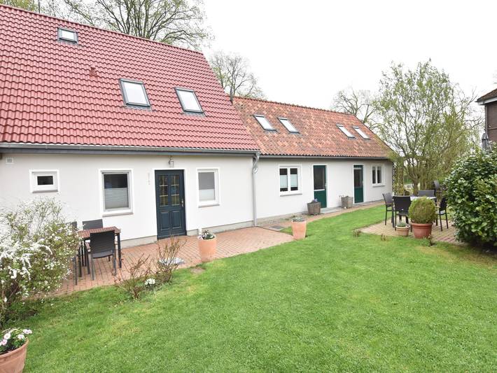 Ferienwohnung für 2 Personen, mit Garten und Terrasse, kinderfreundlich in Damshagen - 2
