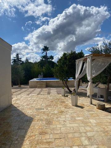 Cottage pour 2 personnes, avec piscine ainsi que terrasse et jardin, animaux acceptés à Impalata