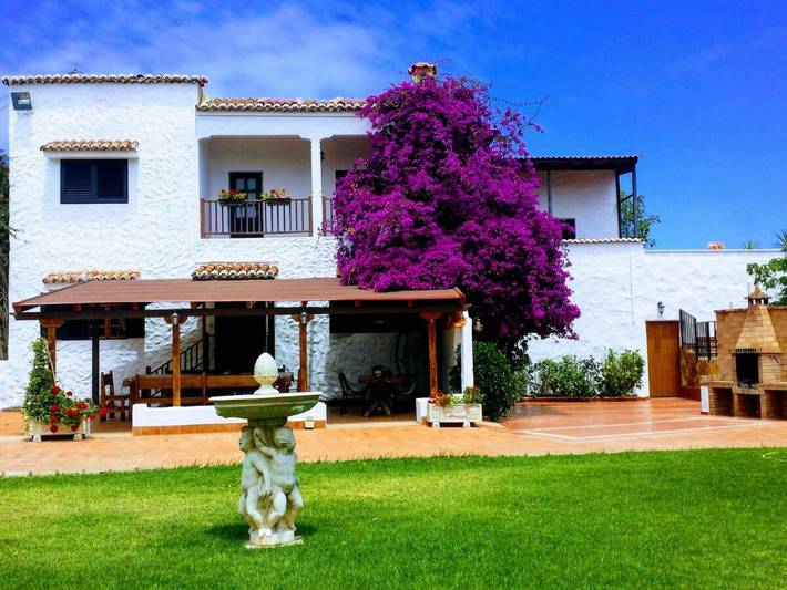 Casa rural para 10 personas, con jardín y terraza, Se admiten mascotas en Moya - 3