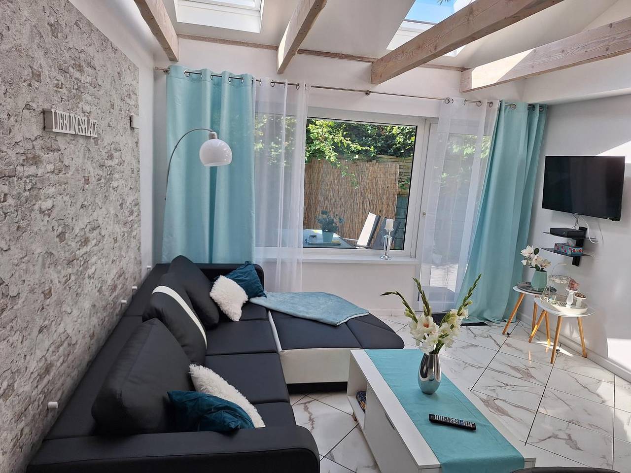 Gemütliches Ferienhaus Ellie mit Terrasse und Garten in Scharbeutz, Ostholstein