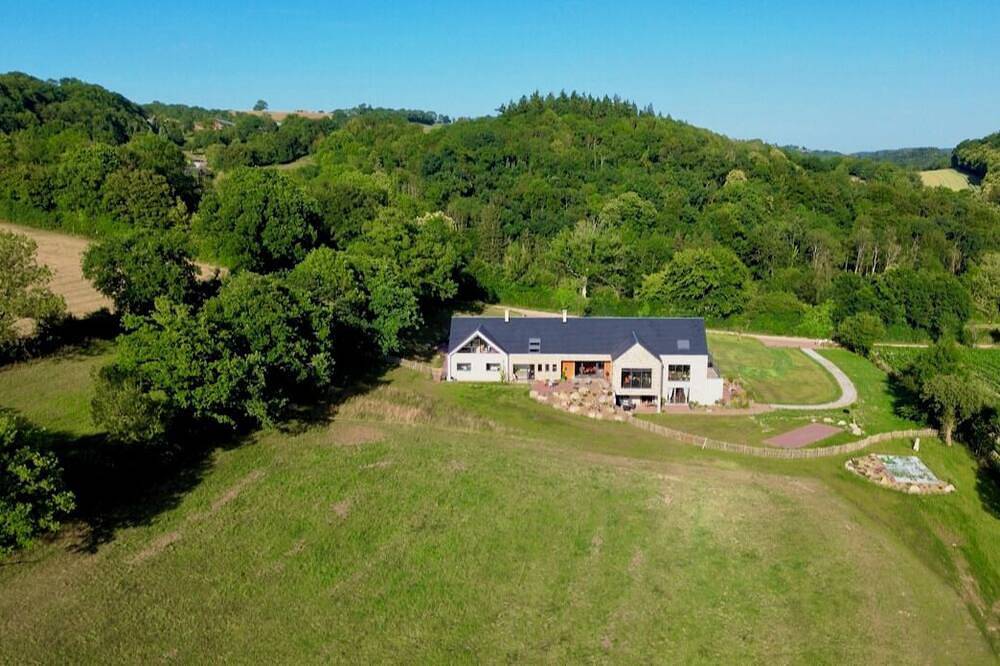 \"Suite Jardin\" 50 m2 gîte for 2 to 4 people with terrace overlooking garden in Notre-Dame-de-Bonne-Nouvelle, Caen region