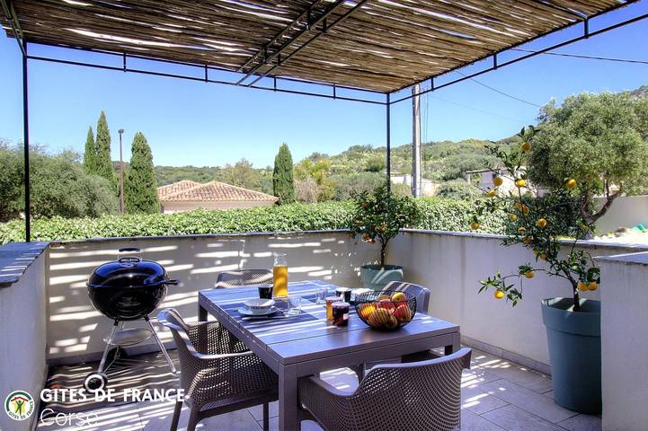 Gîte für 2 Personen, mit Terrasse