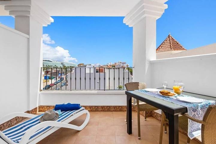 Ferienwohnung für 2 Personen, mit Balkon und Pool - 1