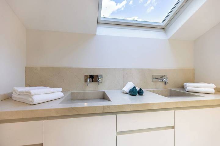 Location de vacances pour 11 personnes, avec jardin à Pont-de-Vaux - 4