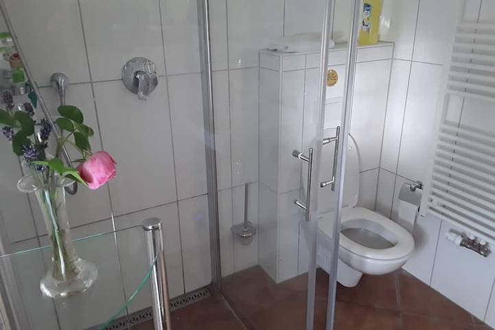 Ferienhaus für 2 Personen, mit Terrasse und Garten in Stralsund - 4