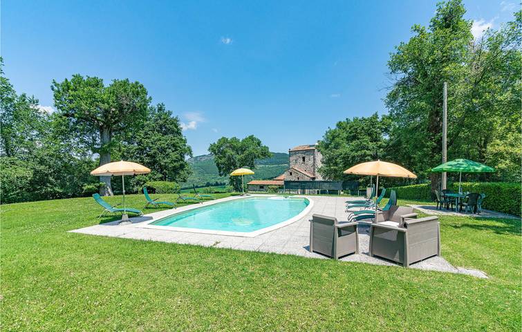 Rifugio sereno con piscina e giardino in Pieve Santo Stefano, Valtiberina