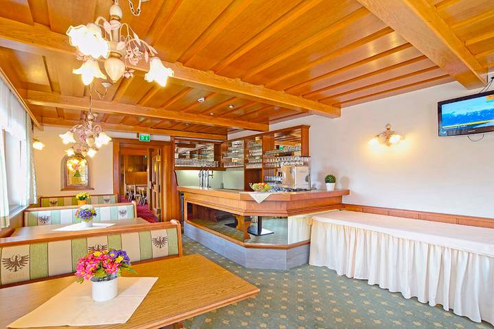 Ferienhaus für 20 Personen, mit Terrasse und Sauna sowie Ausblick, mit Haustier in Tiroler Oberland - 4