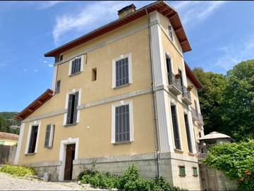 Gîte pour 4 personnes, avec jardin et vue à Annot