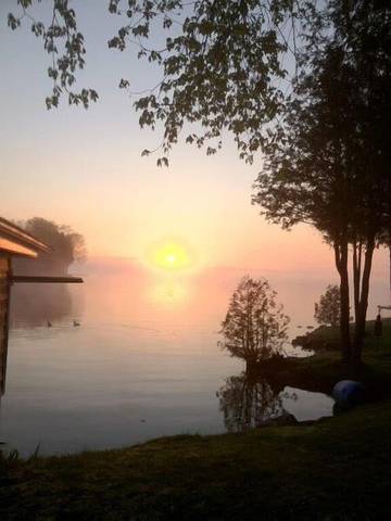 Cabin Rentals And Lodges for 8 Guests in Kawartha Lakes, Picture 4