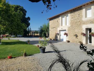 Gîte pour 13 personnes, avec jardin ainsi que piscine et terrasse à Allex