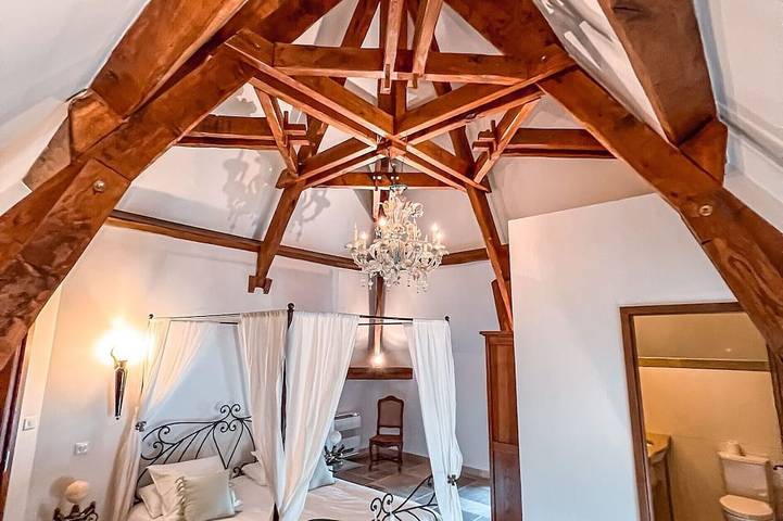 Domaine de Sourbil - Heated Swimming Pool - 33 guests in Saint-Antonin-Noble-Val, Quercy