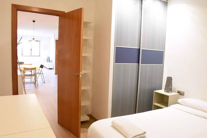 Entire apartment, Sweet Bcn Plaza Universidad in Barcelona Centre, Barcelona