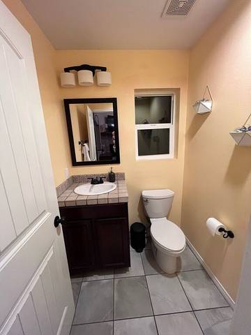 Log Cabin for 20 Guests in Running Springs, San Bernardino County, Picture 2