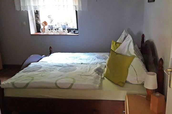 Ferienwohnung für 3 Personen, mit Garten und Terrasse in Nossentiner Hütte - 2