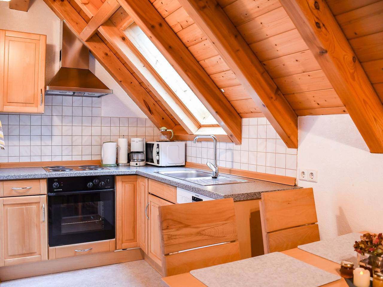 Ganze Wohnung, Ferienwohnung 'Gartenblick' mit Gemeinschaftsterrasse, Balkon und Wi-Fi in Hofstetten, Mittlerer Schwarzwald