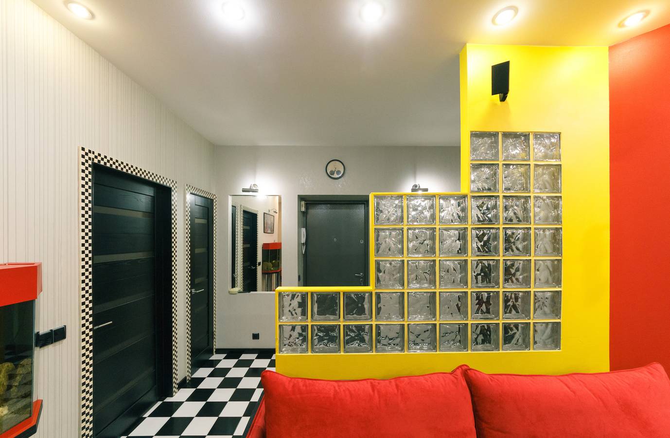 Ganze Wohnung, Ein-Zimmer-Luxuswohnung, Baseinastraße 17, Zentrum in Kiew, Ukraine