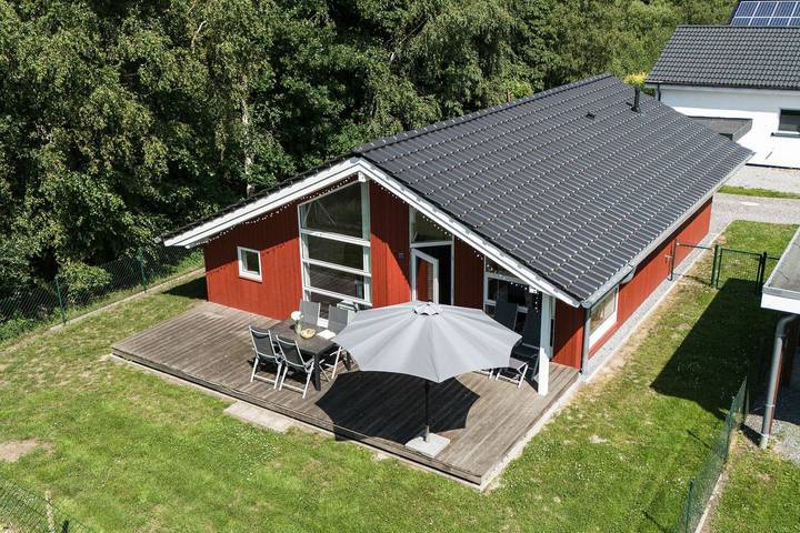 Ferienhaus für 6 Personen, mit Terrasse und Garten sowie Sauna in Jade - 4