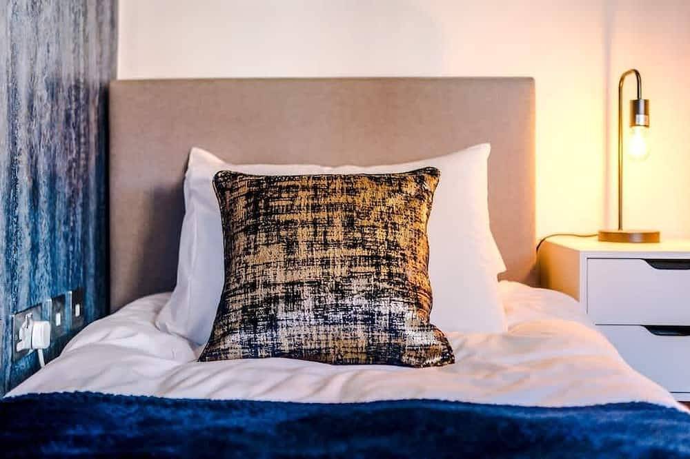 Luxury detached home in Upton Grange in Upton-by-Chester, Cheshire West and Chester