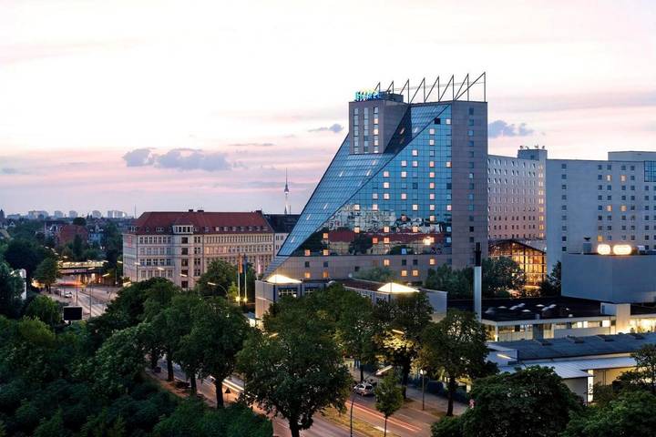 Hotel für 2 Personen, mit Terrasse und Garten sowie Sauna in Neukölln Berlin
