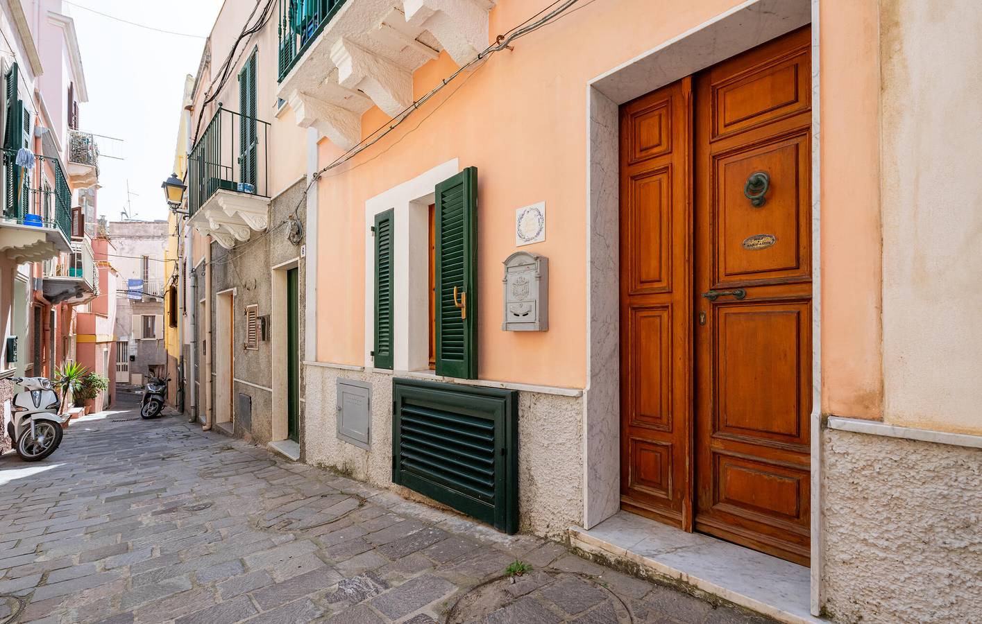 Ganze Ferienwohnung, Apartment mit Meerblick und Terrasse, WLAN, in der Nähe von Carloforte in Carloforte, Carbonia-Iglesias Provinz