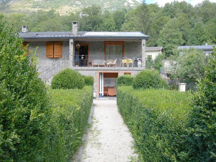 Appartement de vacances pour 6 personnes, avec jardin ainsi que piscine et vue, animaux acceptés