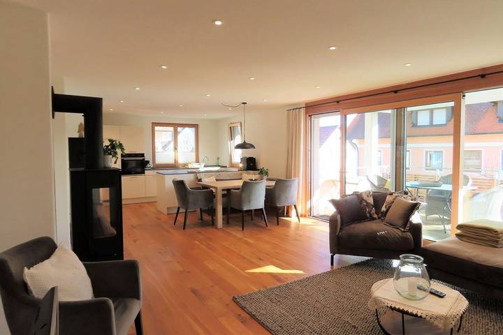 Ferienwohnung für 3 Personen, mit Balkon und Balkon/Terrasse sowie Garten in Hagnau am Bodensee