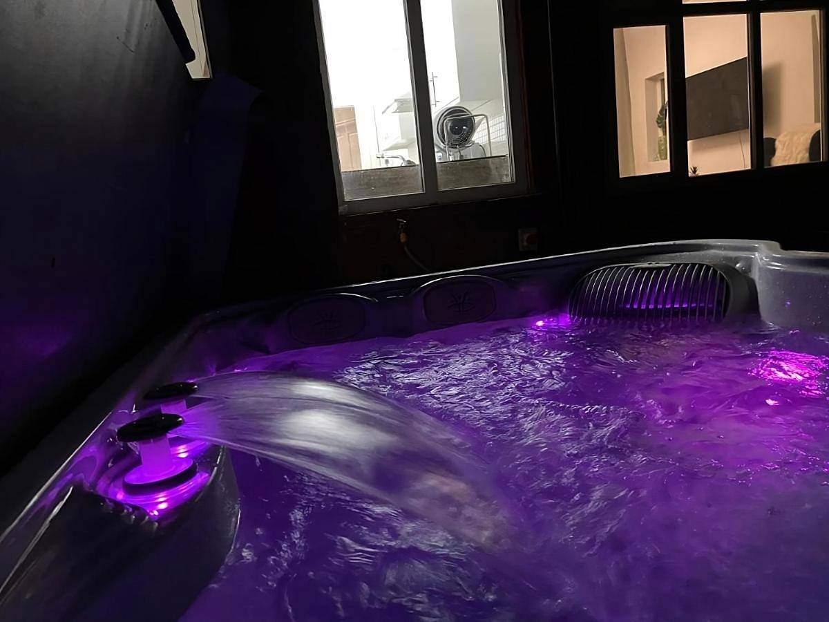 The Safari House - Your Ultimate Relaxation Destination in Manchester, Greater Manchester
