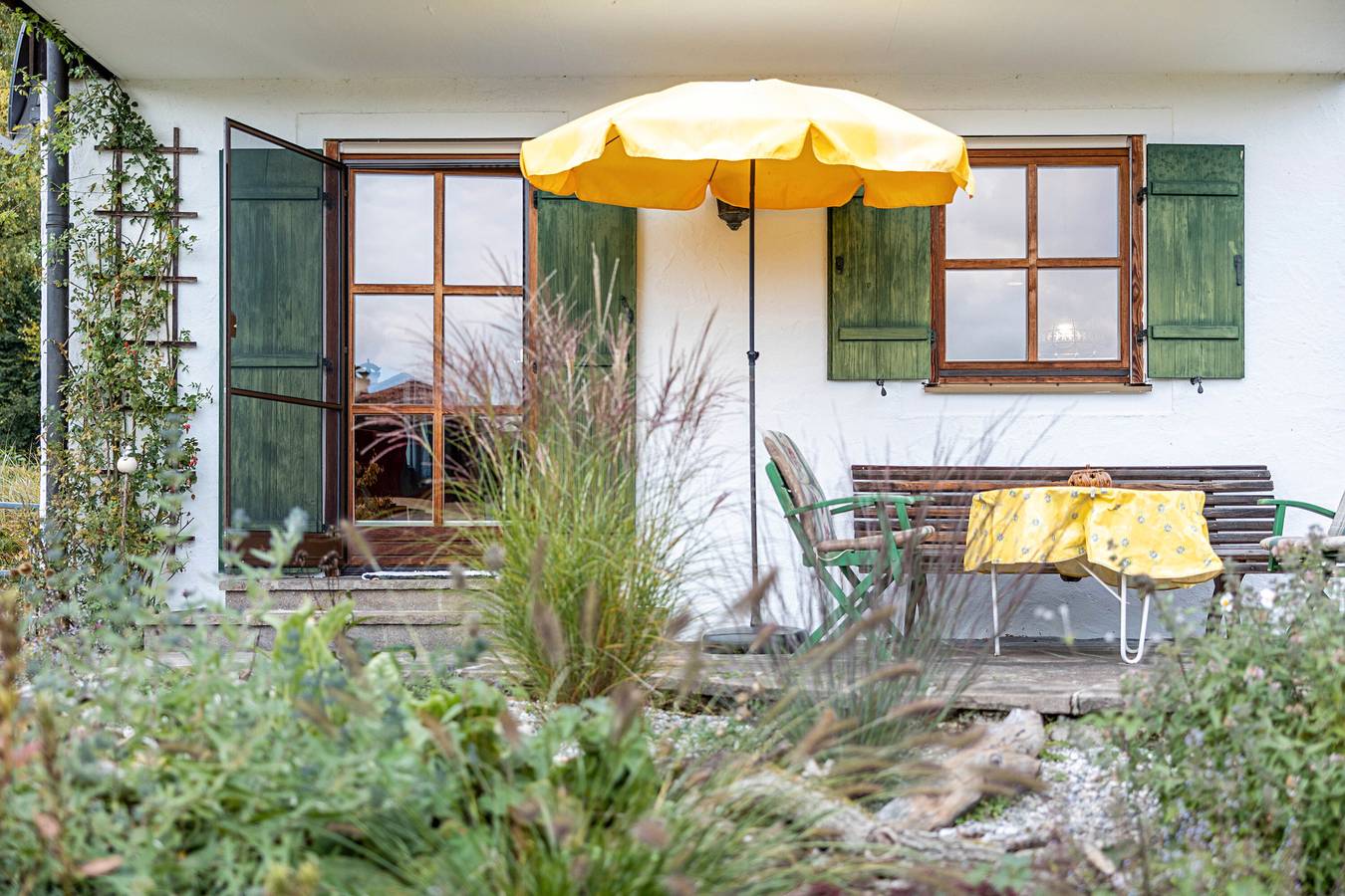 Apartamento entero, Apartamento 'Kauderer - Wohnung 1' con terraza privada, jardín compartido y Wi-Fi in Waging am See, Rupertiwinkel