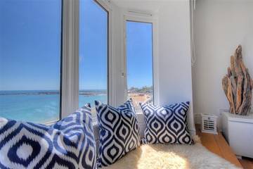 Glamping for 4 People in Lyme Regis, Jurassic Coast, Photo 2