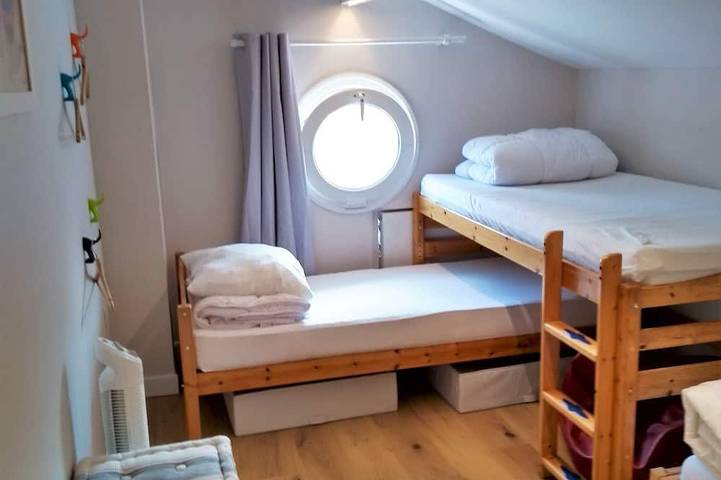 Location de vacances pour 12 personnes, avec terrasse et jardin, animaux acceptés dans Plage de Maubuisson - 4