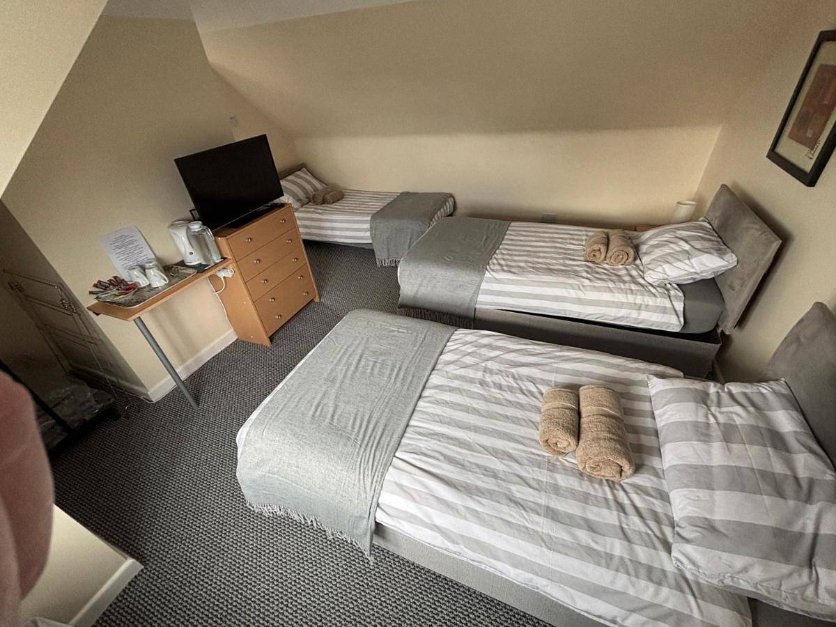 Twin Room in Hampshire
