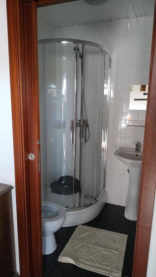 Three-Bedroom House in Vila de Rei, Distrito de Castelo Branco
