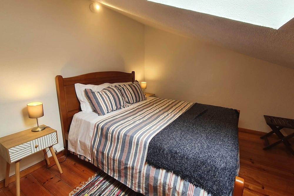 Secluded Beach House @Praia da Galé: 70km of white sand beach. Tranquility.  in Melides, Costa Alentejana