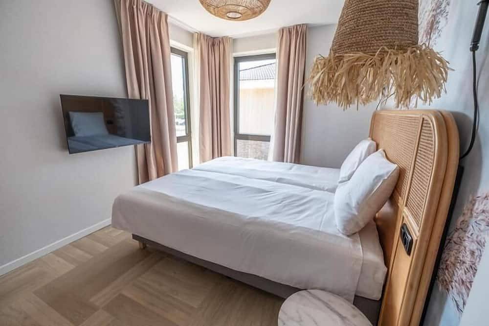 Ganze Wohnung, Luxuriöses 4-Personen-Apartment mit Sauna, Badewanne und Balkon mit Ijsselmeerblick. Ideal für erholsame Tage am Wasser. in Workum, Ijsselmeer