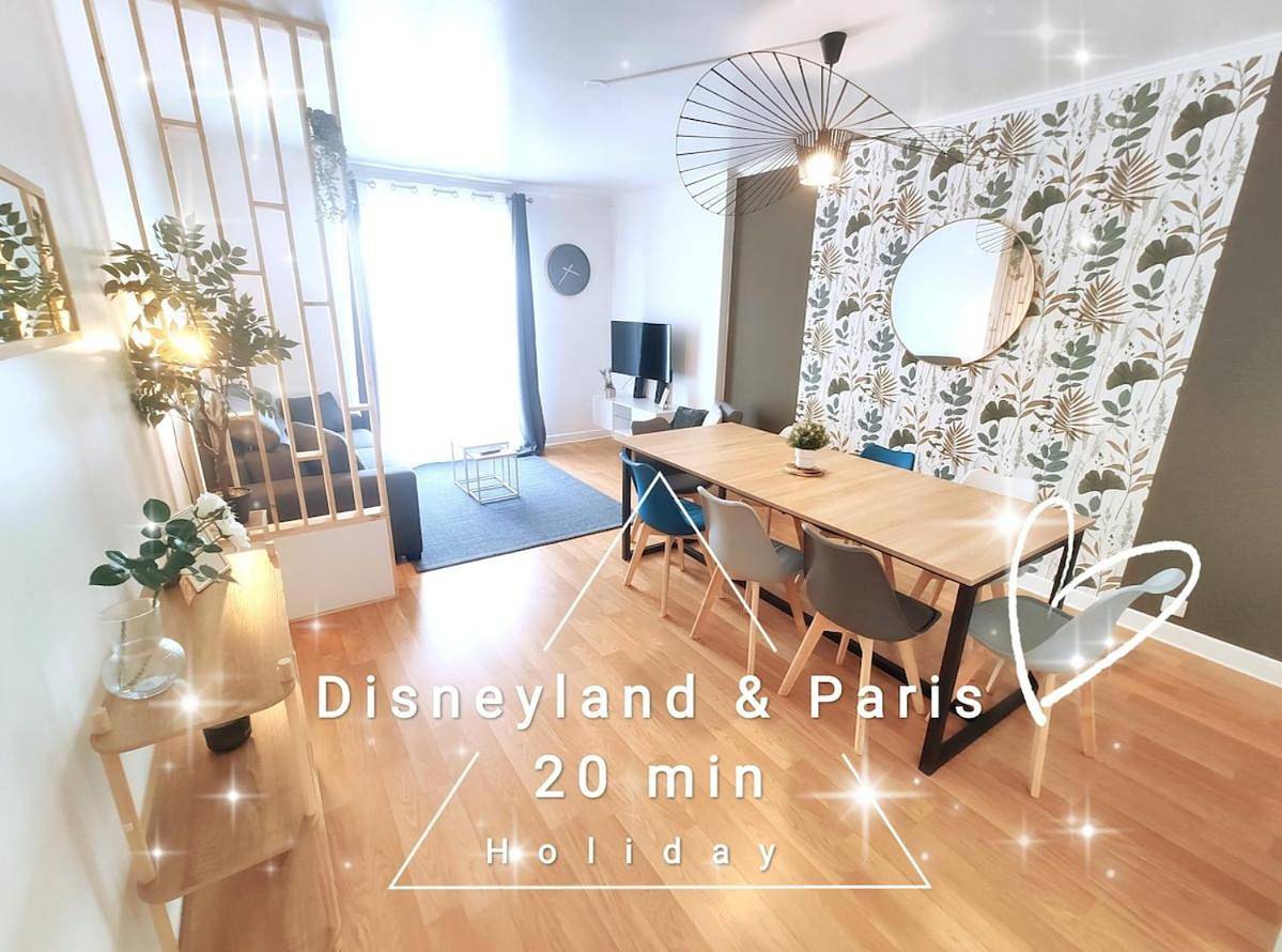 Appartement entier, Two-Bedroom Apartment in Champs-sur-Marne, Seine-et-Marne